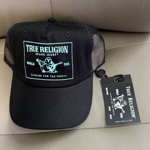 BNWT UNISEX TRUE RELIGION TRUCKER HAT BLACK & LT BLUE ONE SIZE FITS MOST (OSFM)